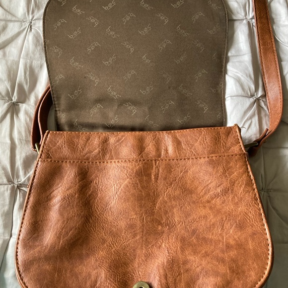 B.O.C. Vegan/faux leather shoulder saddle bag - Picture 5 of 14
